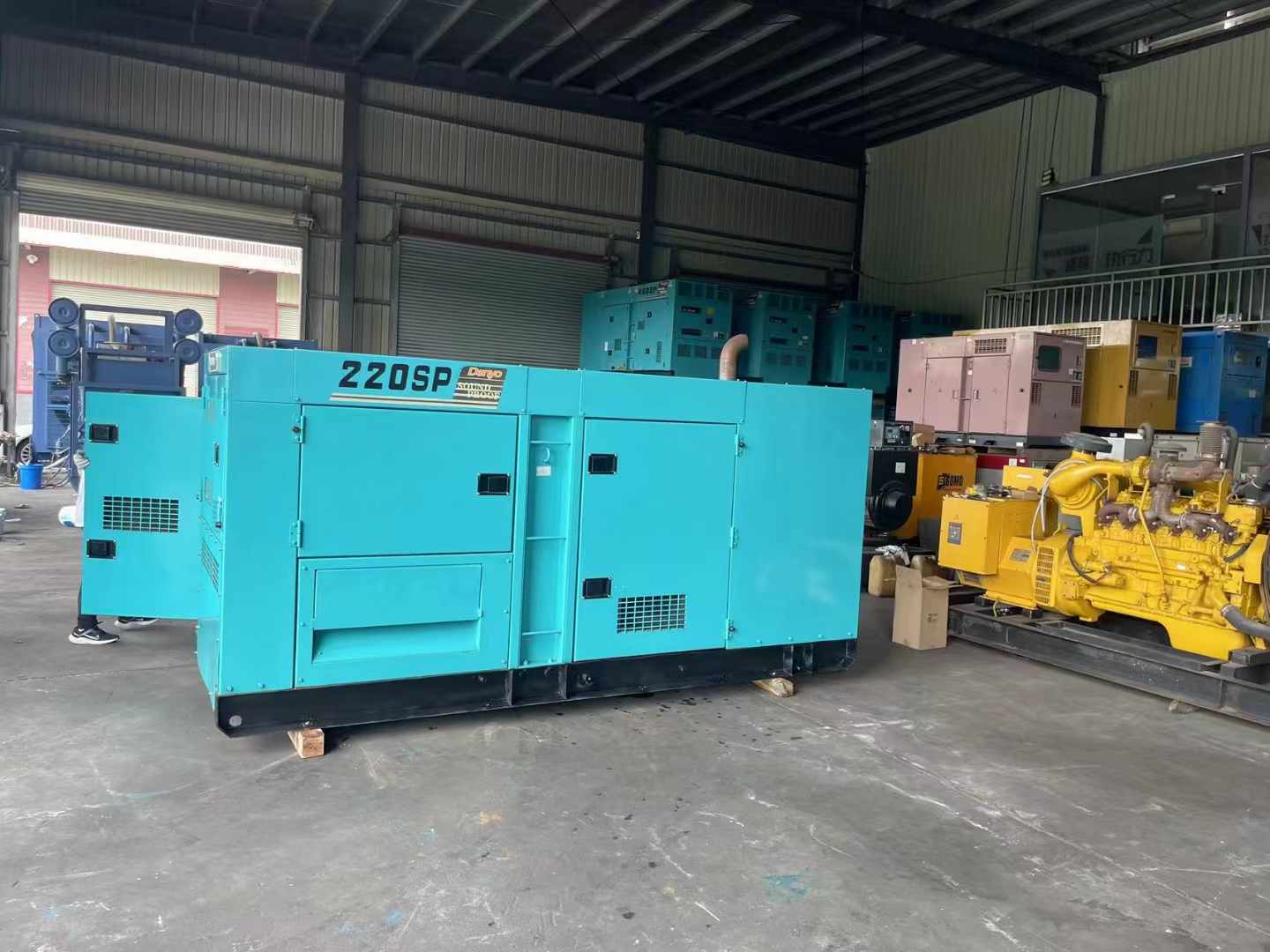 和布克赛尔600kW柴油发电机组带载能力？