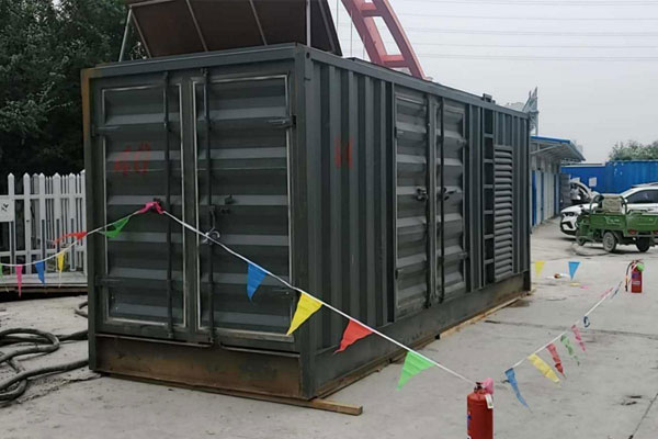 和布克赛尔发电机租赁空气滤清器多久更换一次?